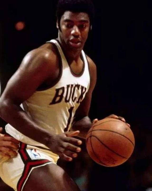 出的最具争 出的最具争